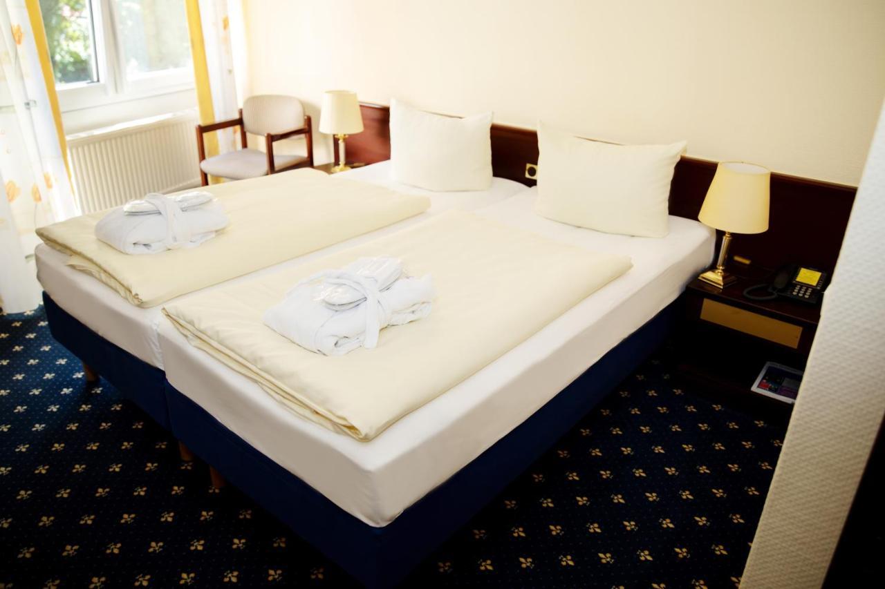 Parkhotel Papenburg By Hackmann Exterior photo