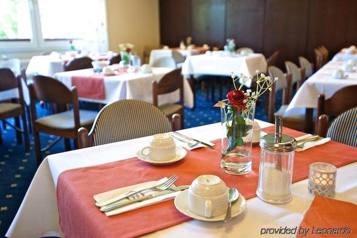 Parkhotel Papenburg By Hackmann Restaurant photo