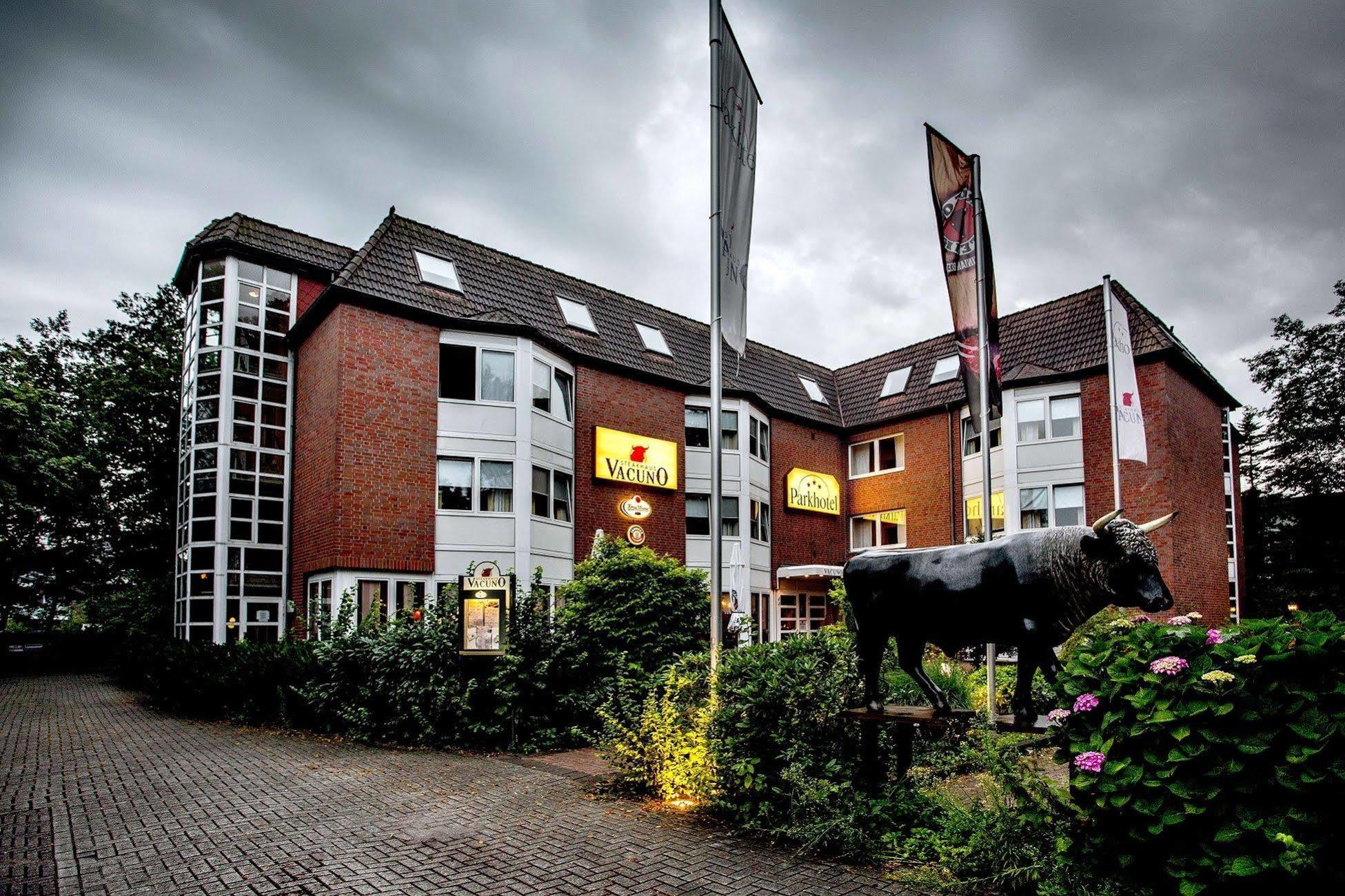 Parkhotel Papenburg By Hackmann Exterior photo