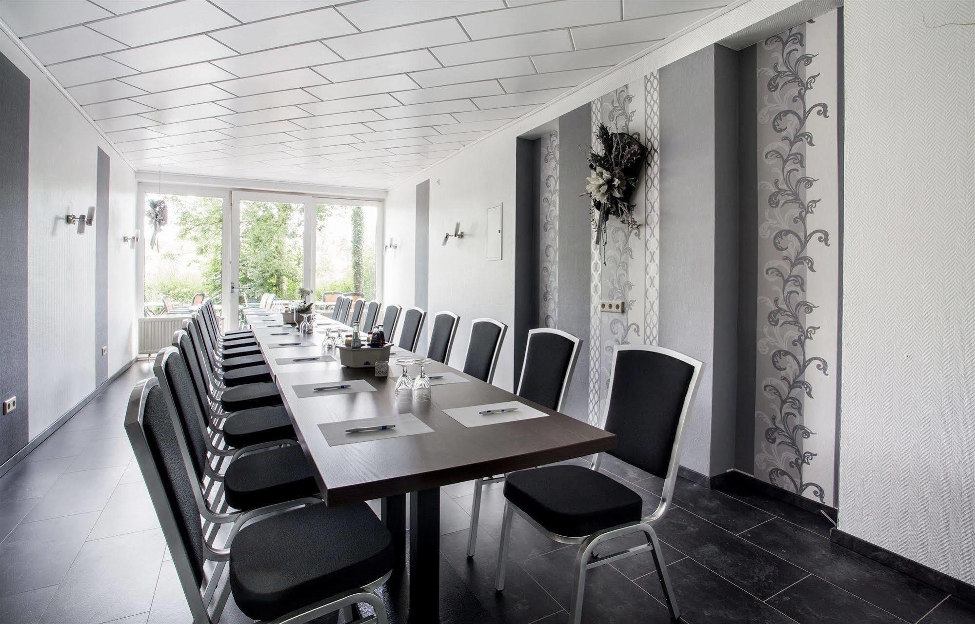 Parkhotel Papenburg By Hackmann Exterior photo